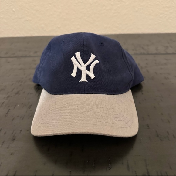 Vintage Starter New York Yankees SnapBack Hat